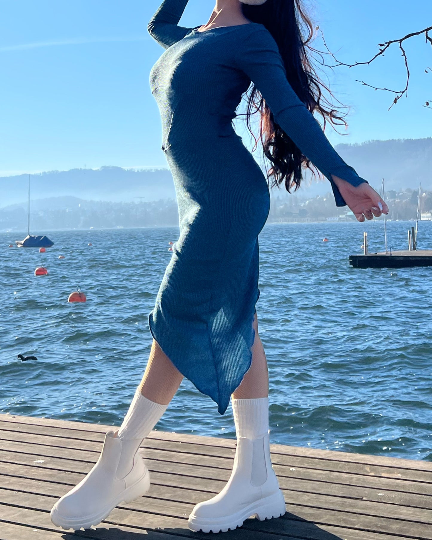 “Zurich’s petrol Aura”
